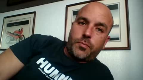 Snapshot of pocoyotop chatting on 12/05/24, 04:01 pocoyotop online show from 12/05/24, 04:01