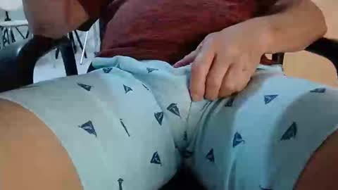 Snapshot of podolatra3 chatting on 09/19/25, 10:10 podolatra3 online show from 09/19/25, 10:10