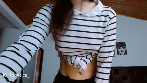 IG ipoetica  online show from 01/08/25, 12:05