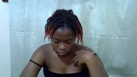 Snapshot of pointy_bloomy chatting on 02/26/26, 10:03 Bloomer online show from 02/26/26, 10:03