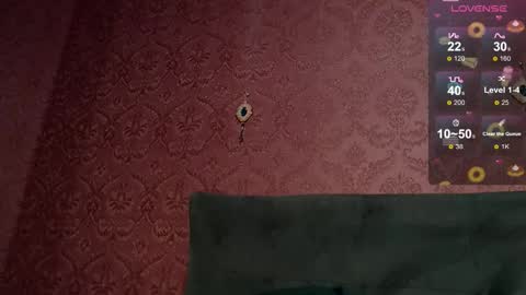 Poison Eva  online show from 11/10/25, 04:33