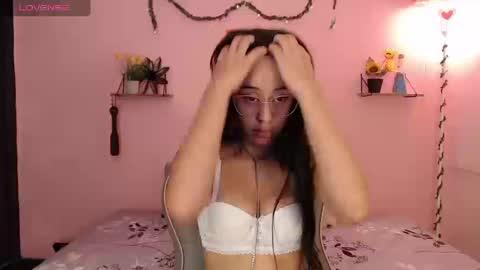 poison_pink online show from 09/10/25, 01:22