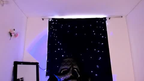 Willow                      Hours 12pm to 630pm Colombian time FRIDAY AND SUNDAY FREE DAYS online show from 02/10/25, 06:45