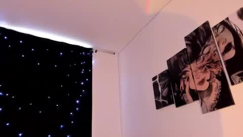 Willow                      Hours 12pm to 630pm Colombian time FRIDAY AND SUNDAY FREE DAYS online show from 02/23/25, 07:38