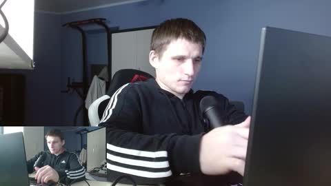 Poliglotjoe2 online show from 02/01/26, 02:59