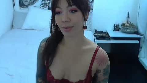 polina_p online show from 04/09/26, 12:10