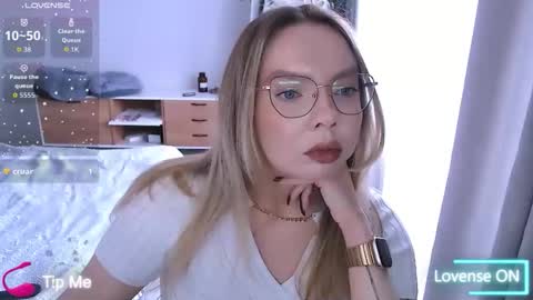 Snapshot of polinajones chatting on 03/10/26, 10:20 PolinaJones online show from 03/10/26, 10:20
