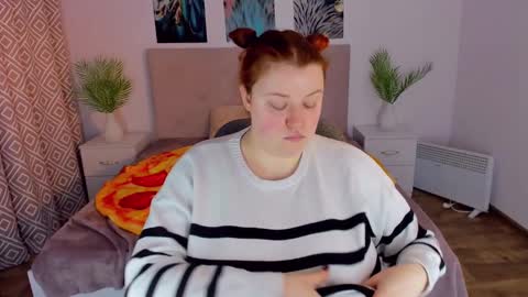 Snapshot of polinasallivan chatting on 01/30/25, 11:44 Polina online show from 01/30/25, 11:44