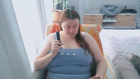 Snapshot of polinasallivan chatting on 10/23/25, 07:18 Polina online show from 10/23/25, 07:18
