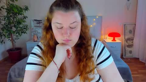 Snapshot of polinasallivan chatting on 04/04/26, 02:47 Polina online show from 04/04/26, 02:47