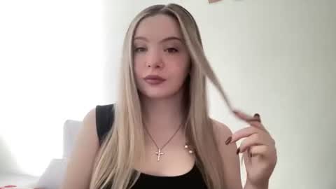 polishangel222 online show from 02/06/26, 11:13