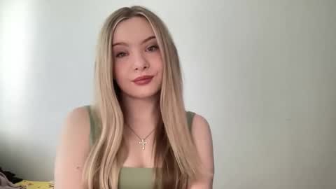 Snapshot of polishangel222 chatting on 05/02/26, 10:31 polishangel222 online show from 05/02/26, 10:31