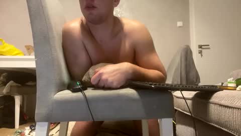 polishboooy2003 online show from 11/22/25, 09:47