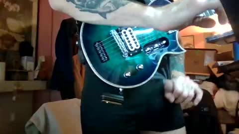 jaws online show from 10/21/25, 02:56