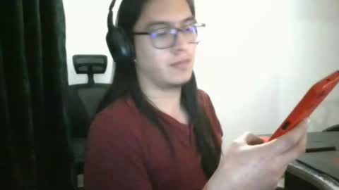 Snapshot of polla322 chatting on 01/14/25, 11:37 Diego online show from 01/14/25, 11:37