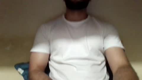 Snapshot of pollaa_19 chatting on 12/19/25, 01:12 pollaa_19 online show from 12/19/25, 01:12