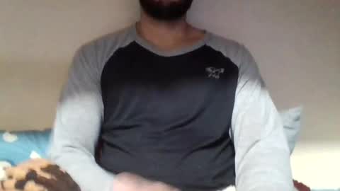 Snapshot of pollaa_19 chatting on 07/05/26, 10:17 pollaa_19 online show from 07/05/26, 10:17