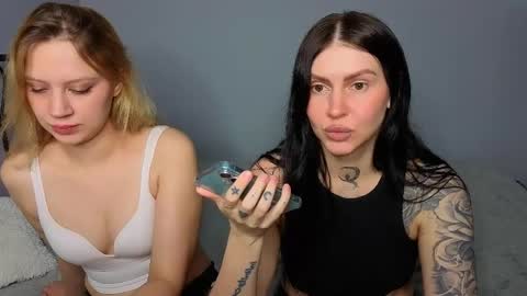 Snapshot of pollidollis chatting on 04/13/26, 03:23 PolliNata online show from 04/13/26, 03:23