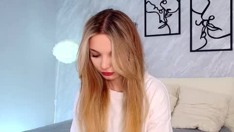 Snapshot of pollimills chatting on 09/09/25, 07:41 pollimills online show from 09/09/25, 07:41