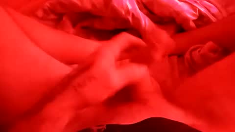 Snapshot of pollonyhuevosgordos chatting on 03/19/26, 08:18 pollonyhuevosgordos online show from 03/19/26, 08:18