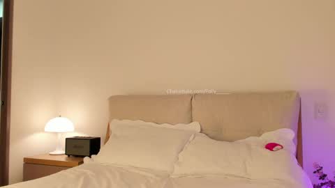 Snapshot of polly_____ chatting on 10/07/25, 10:07 Polly online show from 10/07/25, 10:07