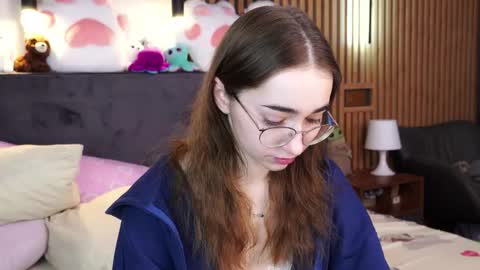 Polly online show from 02/05/26, 08:08