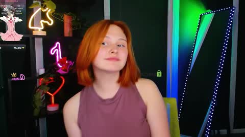 Snapshot of polly_cute1 chatting on 05/15/26, 06:37 polly_cute1 online show from 05/15/26, 06:37
