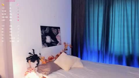 Snapshot of polly_dollie_ chatting on 11/05/25, 09:20 Renet online show from 11/05/25, 09:20