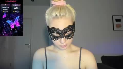 polly_skil online show from 06/16/26, 06:32