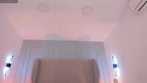 Snapshot of pollybabe_ chatting on 07/15/26, 08:14 POLLY online show from 07/15/26, 08:14