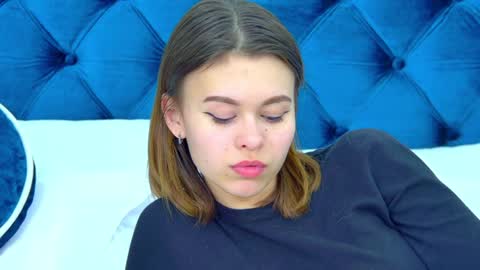 Polly online show from 12/06/24, 05:20