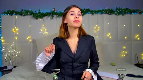 Polly online show from 12/17/24, 09:38