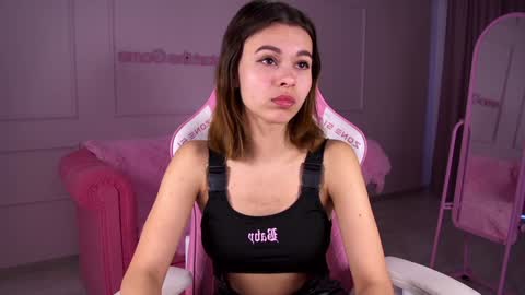 Polly online show from 02/07/25, 07:18