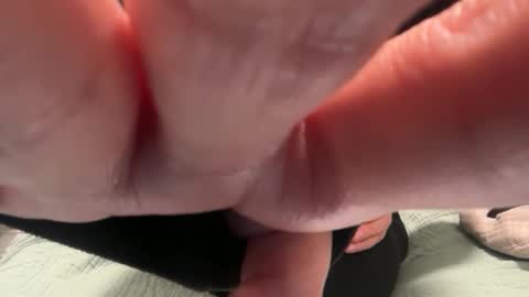 Snapshot of pollyyypocket chatting on 11/10/25, 02:10 Polly Pocket online show from 11/10/25, 02:10