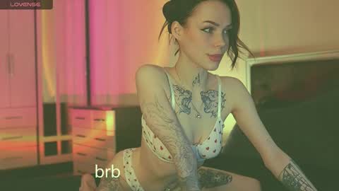 Snapshot of polusladkoye chatting on 03/10/25, 08:23 Megan.online online show from 03/10/25, 08:23