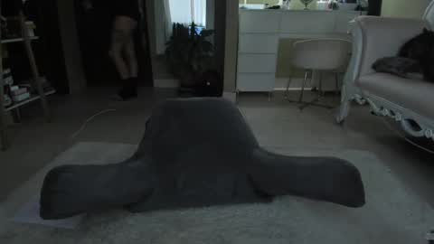  - Help me Reach 100 thumbs up  online show from 12/10/24, 10:26