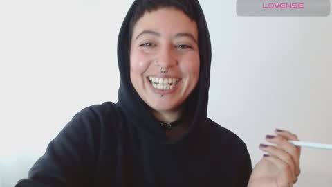 Poly online show from 03/05/25, 06:45