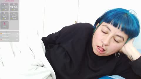 Poly online show from 02/03/26, 04:56