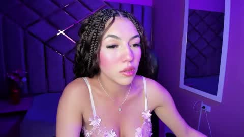 poly sasha  online show from 12/21/25, 03:46