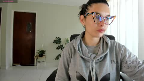 paulina barnett online show from 04/03/26, 02:26