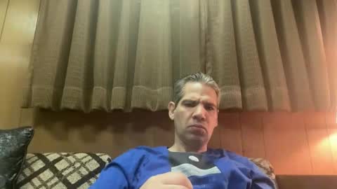 Snapshot of ponchynyc chatting on 11/04/25, 04:22 PONCH online show from 11/04/25, 04:22