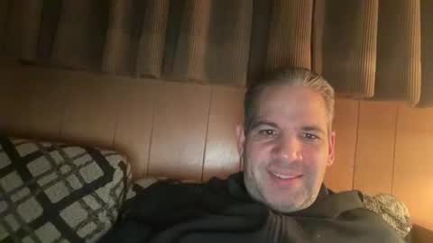 Snapshot of ponchynyc chatting on 11/16/25, 05:46 PONCH online show from 11/16/25, 05:46