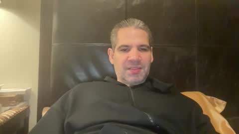 Snapshot of ponchynyc chatting on 02/18/26, 10:50 PONCH online show from 02/18/26, 10:50