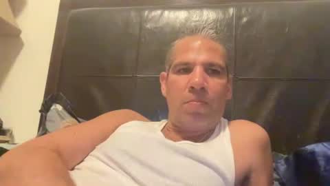 Snapshot of ponchynyc chatting on 06/18/26, 11:42 PONCH online show from 06/18/26, 11:42