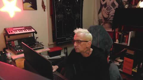 Snapshot of ponydaddy666 chatting on 03/30/26, 05:19 Rich online show from 03/30/26, 05:19