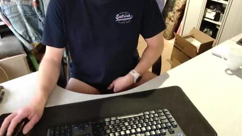 Snapshot of poodledude chatting on 01/19/26, 09:35 Dave online show from 01/19/26, 09:35