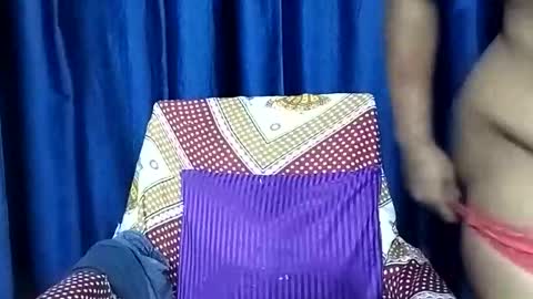 poojalady online show from 10/16/25, 03:35