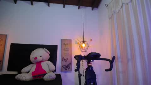 pool  online show from 10/14/25, 12:17