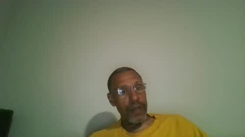 poolguy2496 online show from 11/14/25, 05:39