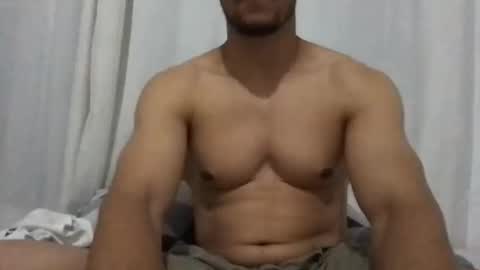 Snapshot of poormanbr chatting on 10/17/25, 09:50 poormanbr online show from 10/17/25, 09:50